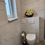 בית נופש Haus Yuphin הרט