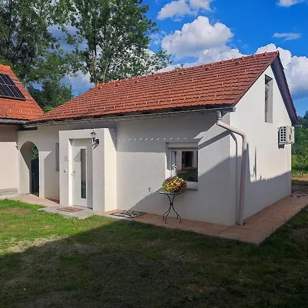 Haus Yuphin Holiday home Hart bei Graz