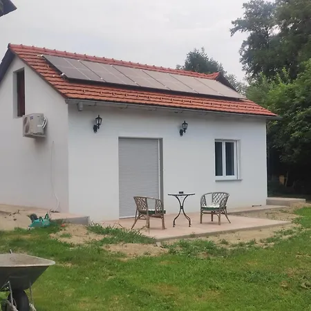 Haus Yuphin